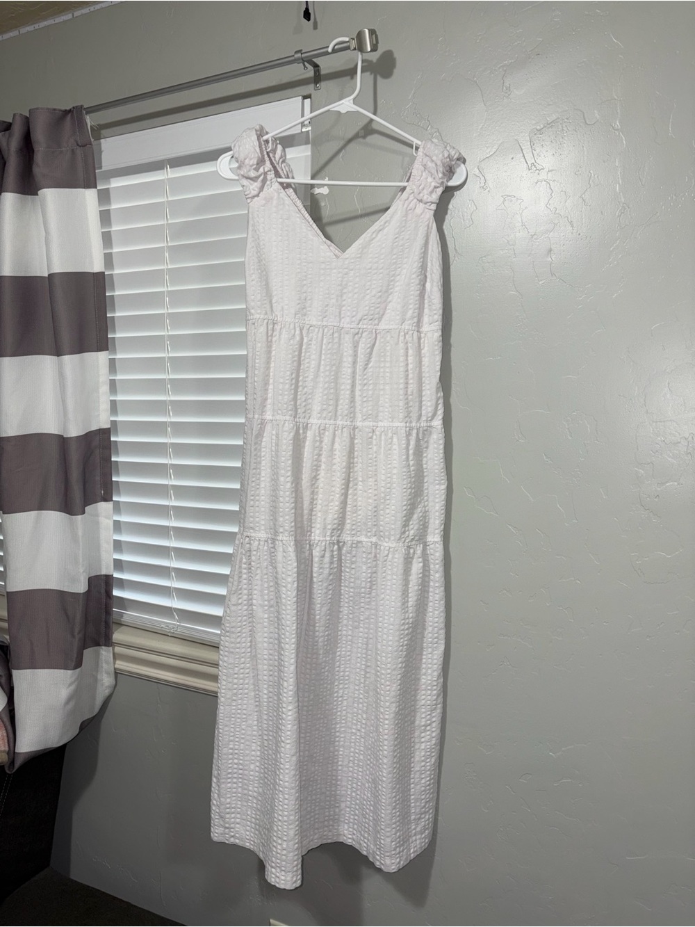 Old Navy White Tiered V-Neck Maxi Dress with Knotted Straps